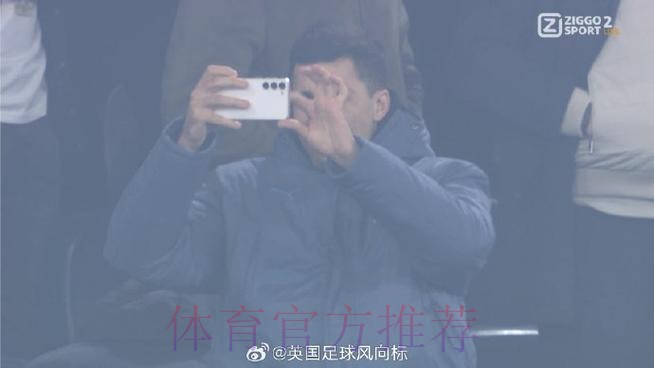 TA:皇马想留阿隆索 但没人相信输曼城他还能执教 TA:皇马想留阿隆索 但没人相信输曼城他还能执教